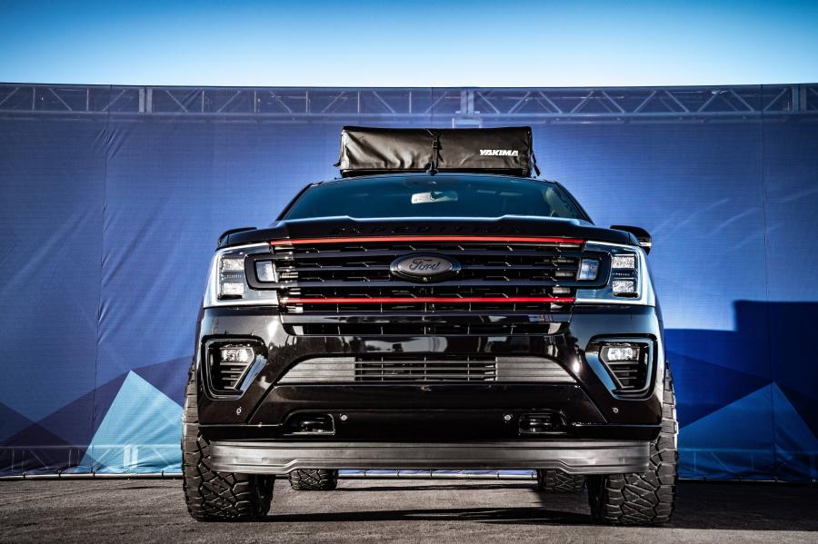  Ford Expedition Stealth by MAD Industries 2019 года  (фото 8 из 8)